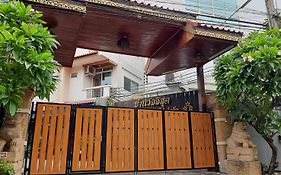 วัลลิสุต โฮเต็ล